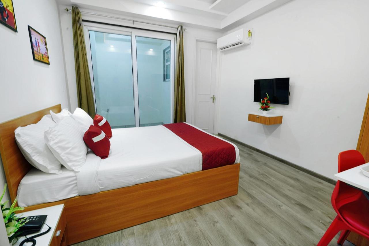 Octave Orchid Vista Hotel Gurgaon Bagian luar foto